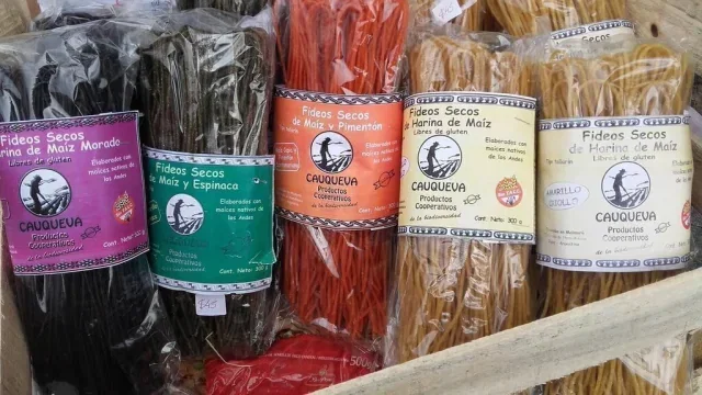 Fideos Andinos Agroecológicos x 300 Gr. Cauqueva (Variedad: de Maíz Morado)